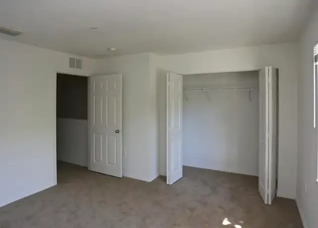Photo of 2101 Linda Sue Cir, Fort Pierce, FL 34982