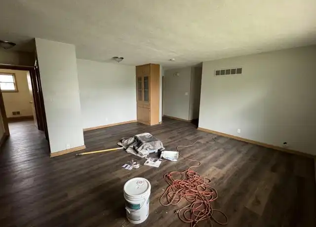 Property at 4175 N 91st St, Milwaukee, WI, 53222, 2 beds, 1 bath, [object Object]