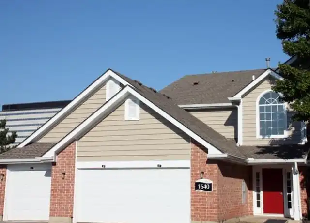 Property at 22 Burberry Cir, Schaumburg, IL, 60173, 1 bed, 1 bath, [object Object]