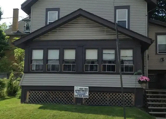 Property at 431 S Broad St Unit B, Grove City, PA, 16127, 3 beds, 1 bath, [object Object]