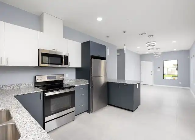 Property at 826 S Michigan St Unit 4, Alton, TX, 78573, 2 beds, 2 baths, [object Object]
