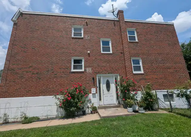 Property at 125 Lockart Plz Unit 1st Floor, Philadelphia, PA, 19116, 2 beds, 1 bath, [object Object]