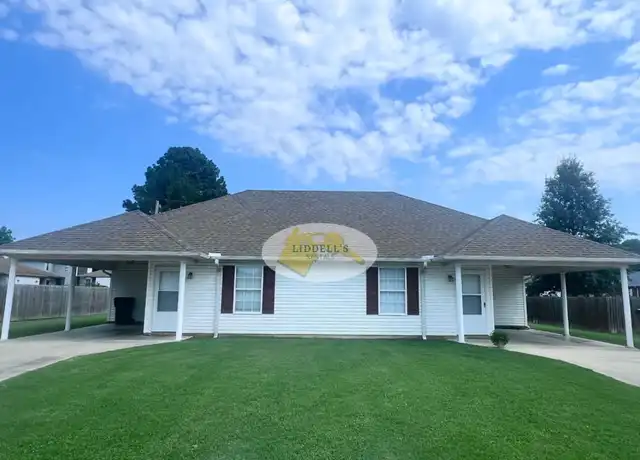 Property at 703 Baywood Dr Unit 2, Paragould, AR, 72450, 2 beds, 1 bath, [object Object]