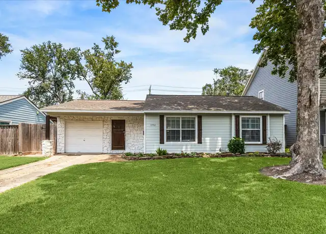 Property at 1702 Ebony Ln, Houston, TX, 77018, 3 beds, 2 baths, [object Object]