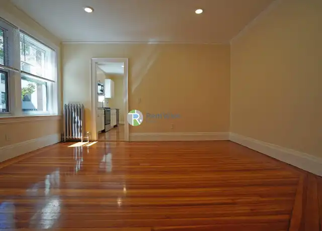 Property at 10 Beals St Unit 4, Brookline, MA, 02446, 3 beds, 1.5 baths, [object Object]