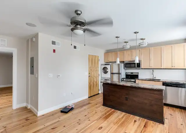 Property at 1710 Lofts - 1710 E Franklin St, Richmond, VA, 23223, 1 bed, 1 bath, [object Object]