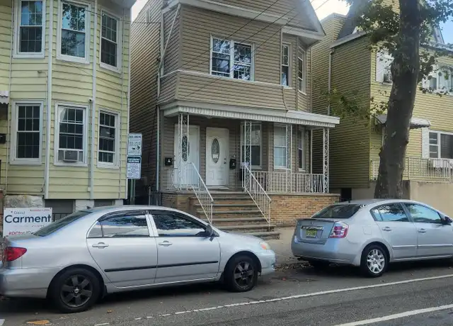 Property at 352 Woodlawn Ave Unit 2, Jersey City, NJ, 07305, 3 beds, 1 bath, [object Object]