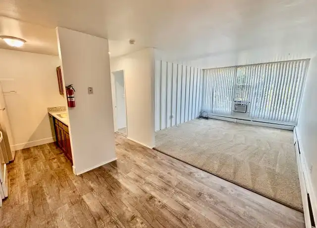Property at 913 Washtenaw Ave Unit 33, Ypsilanti, MI, 48197, 1 bed, 1 bath, [object Object]