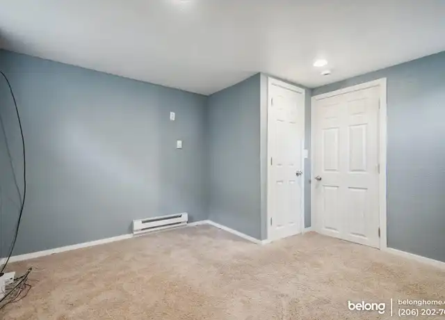 Property at 307 7th Ave NW Unit C, Puyallup, WA, 98371, 3 beds, 2 baths, [object Object]