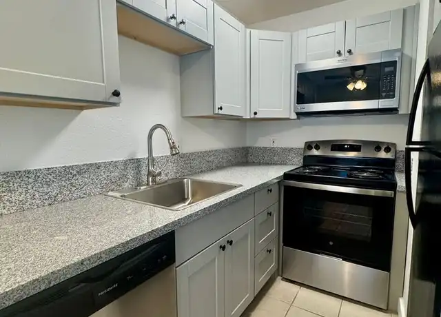 Property at 260 Boulder Creek Dr Unit 04, Redding, CA, 96003, 1 bed, 1 bath, [object Object]
