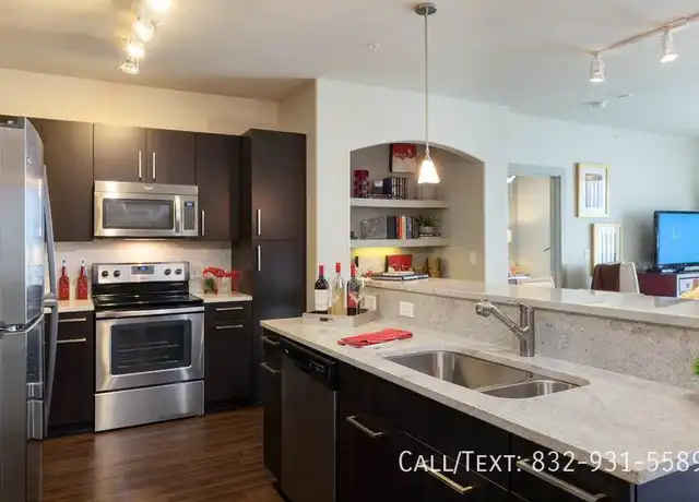 Property at 1404 W Gray St Unit CWG2, Houston, TX, 77019, 1 bed, 1 bath, [object Object]
