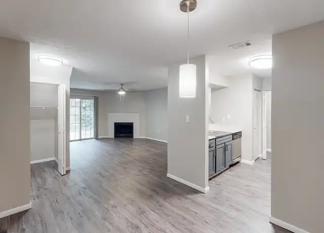 Property at 916 Beaver Grade Rd Unit 604, Moon Township, PA, 15108, 2 beds, 2 baths, [object Object]