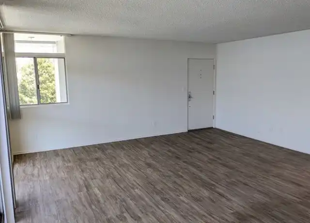 Property at 11942 Darlington Ave Unit 5, Los Angeles, CA, 90049, 2 beds, 2 baths, [object Object]