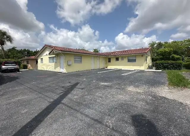 Property at 3600 Riverside Dr Unit B, Coral Springs, FL, 33065, 2 beds, 1 bath, [object Object]