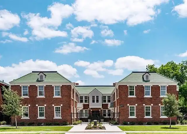 Property at 2837 Hemphill St #101, Fort Worth, TX, 76110, 1 bed, 1 bath, [object Object]
