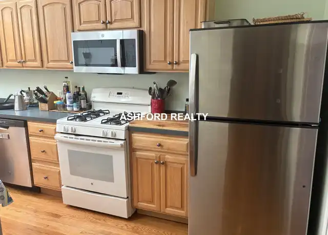 Property at 215 Belmont St Unit 3, Belmont, MA, 02478, 2 beds, 1 bath, [object Object]