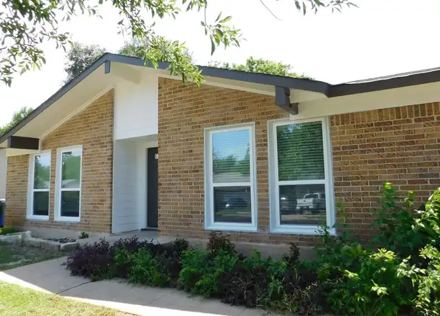 Property at 10100 Woodglen Dr, Austin, TX, 78753, 4 beds, 2 baths, [object Object]