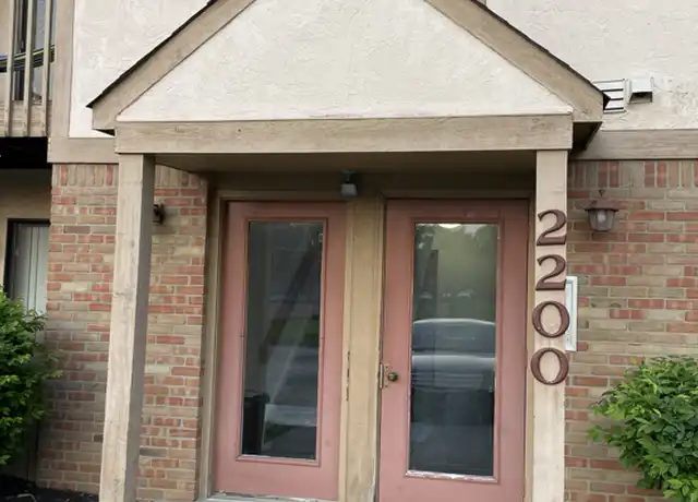 Property at 2200 Hedgerow Rd Unit 2200I, Columbus, OH, 43220, 1 bed, 1 bath, [object Object]