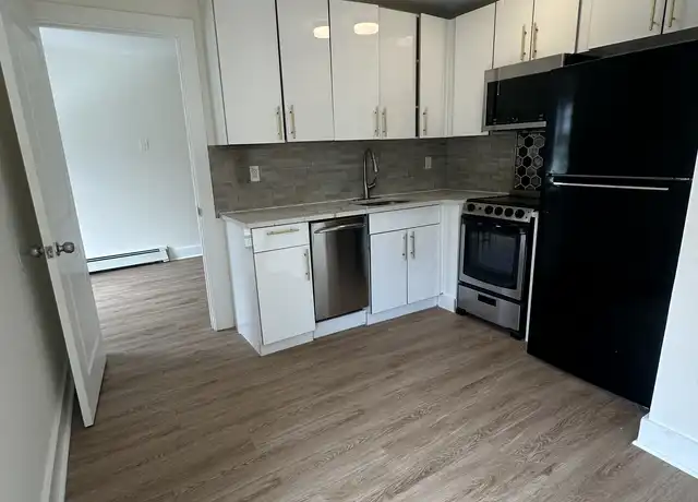 Property at 140 71st St Unit 7, Guttenberg, NJ, 07093, 3 beds, 2 baths, [object Object]