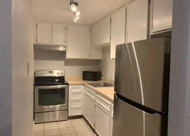 Property at 470 N Villa Ct, Palm Springs, CA, 92262, 1 bed, 1 bath, [object Object]
