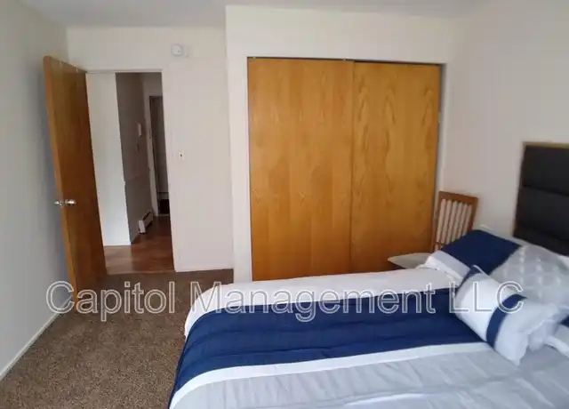 Property at 427 Seymour Ave Unit 315, Lansing, MI, 48933, 2 beds, 1 bath, [object Object]