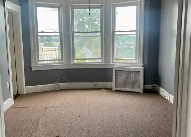 Property at 149 Voss Ave, Yonkers, NY, 10703, 3 beds, 1 bath, [object Object]