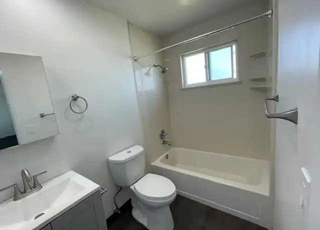 Property at 233 Carmel Ave Unit 16, Marina, CA, 93933, 1 bed, 1 bath, [object Object]
