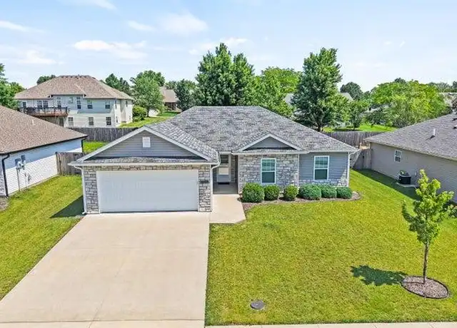 Property at 5817 Geyser Blvd, Columbia, MO, 65202, 3 beds, 2 baths, [object Object]