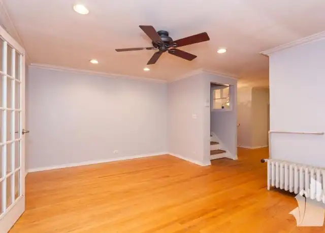 Property at 4904 N Rockwell St, Chicago, IL, 60625, 1 bed, 1 bath, [object Object]