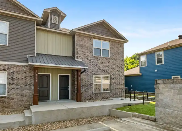 Property at 1626 N Leverett Ave Unit 1626 4, Fayetteville, AR, 72703, 3 beds, 2.5 baths, [object Object]
