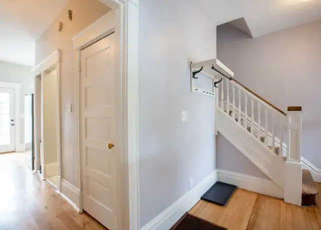 Property at 733 E 27th St Unit 733, Minneapolis, MN, 55407, 4 beds, 1.5 baths, [object Object]