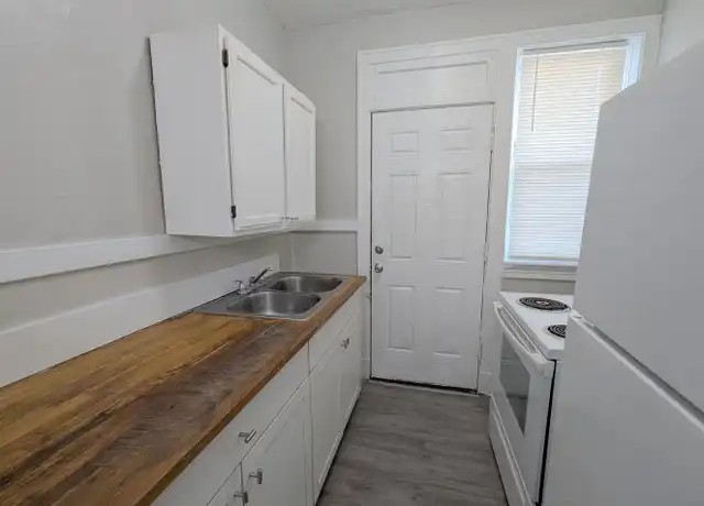 Property at 3862 S Spring Ave Unit 3862 1E, St. Louis, MO, 63116, 1 bed, 1 bath, [object Object]