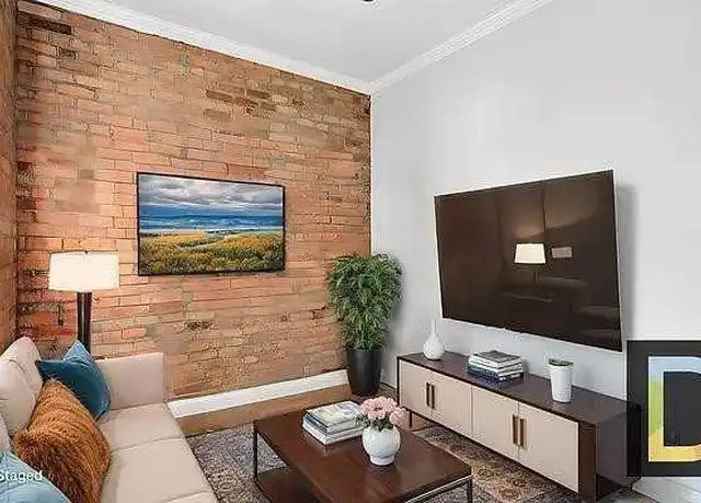 Property at 635 E 6th St Unit 2A, New York, NY, 10009, 2 beds, 1 bath, [object Object]