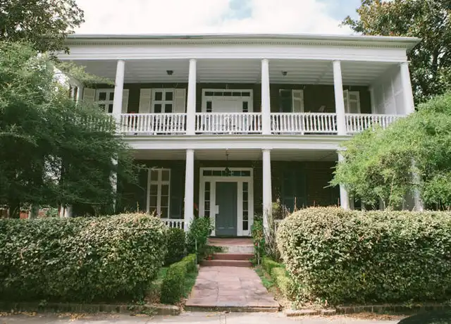 Property at 4 Wragg Sq Unit B, Charleston, SC, 29403, 1 bed, 1 bath, [object Object]