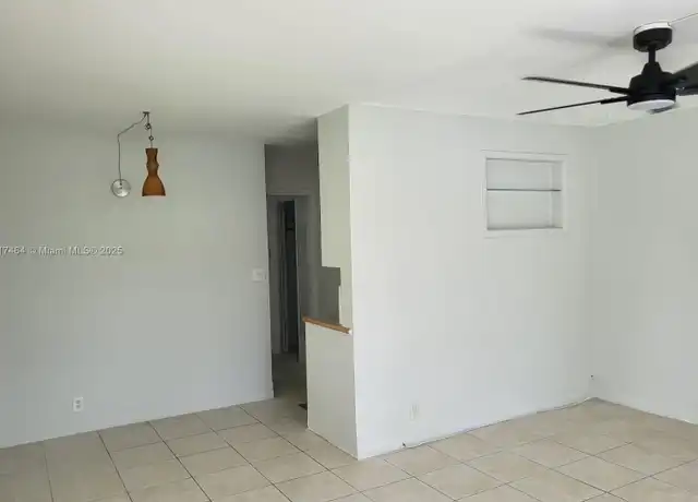 Property at 901 N Birch Rd Unit C11, Fort Lauderdale, FL, 33304, 1 bed, 1 bath, [object Object]