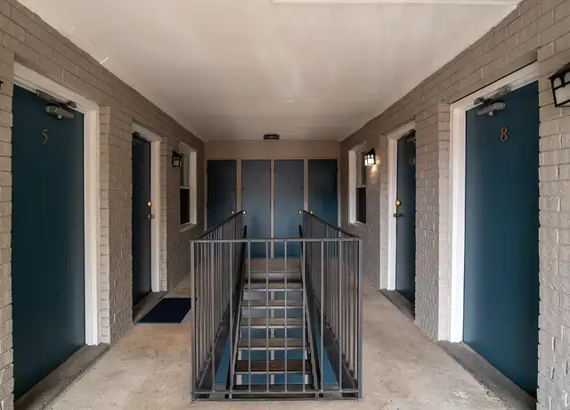 Property at 1808 Edgehill Ave, Nashville, TN, 37212, 2 beds, 2 baths, Contact for Price