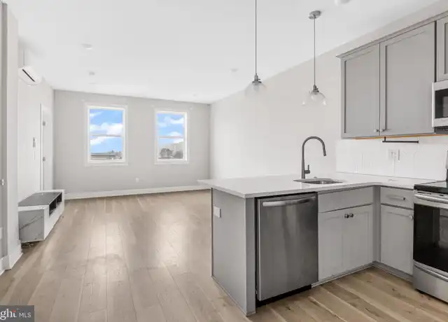 Property at 5230 Walnut St Unit 3R, Philadelphia, PA, 19139, 2 beds, 2 baths, [object Object]