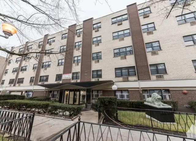 Property at 450 W Aldine Ave, Chicago, IL, 60657, 0 beds, 1 bath, [object Object]