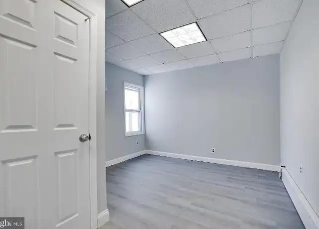 Property at 10 E Carroll St, St Clair, PA, 17970, 1 bed, 1 bath, [object Object]