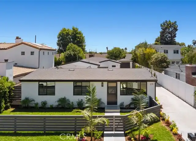 Property at 221 Monte Vista Ave, Costa Mesa, CA, 92627, 2 beds, 1.5 baths, [object Object]