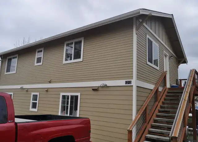 Property at 1213 High St Unit 101, Bellingham, WA, 98225, 3 beds, 1 bath, [object Object]