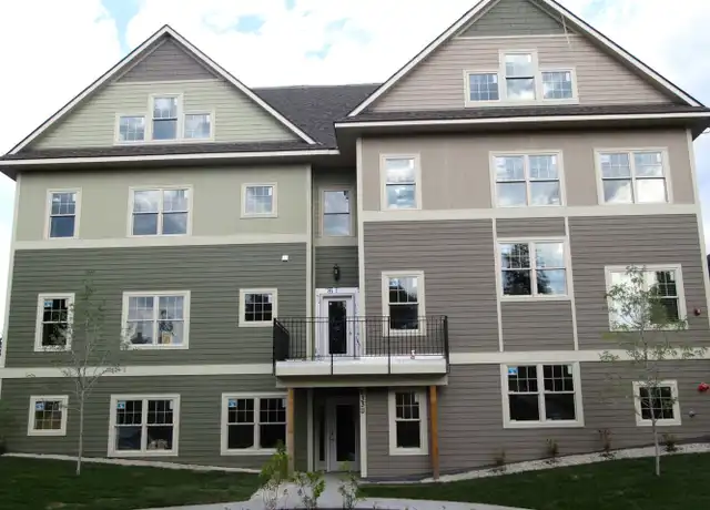 Property at 633 Ontario St SE Unit 201, Minneapolis, MN, 55414, 4 beds, 2 baths, [object Object]