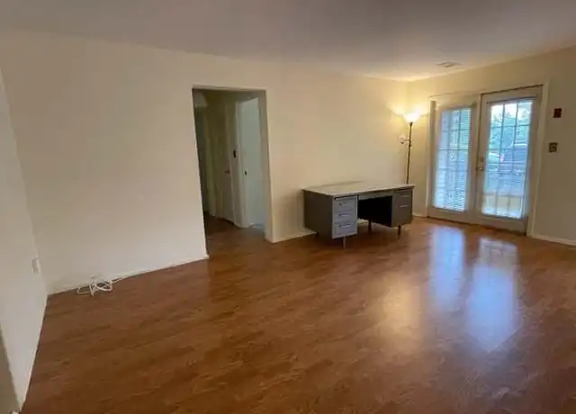 Property at 1602 Green Hollow Dr, Iselin, NJ, 08830, 2 beds, 2 baths, [object Object]