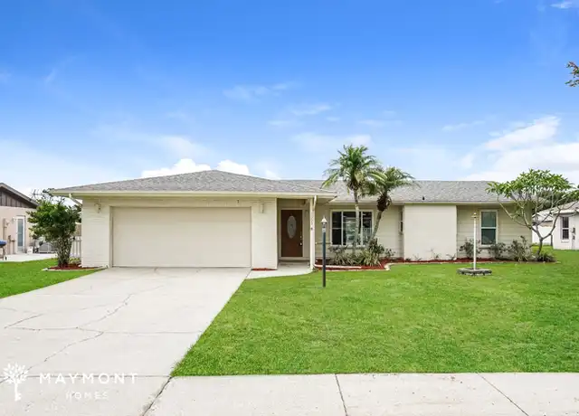 Property at 1003 Southern Pine Ln, Sarasota, FL, 34243, 3 beds, 2 baths, [object Object]