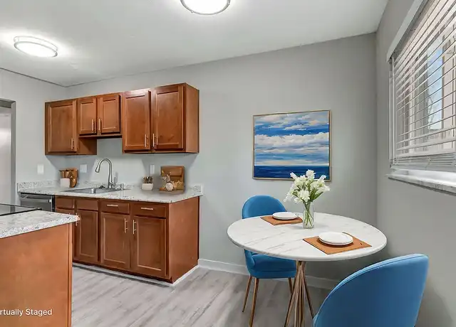 Property at McGregor Apartments - 255 McGregor Ave, Cincinnati, OH, 45219, 1 bed, 1 bath, [object Object]