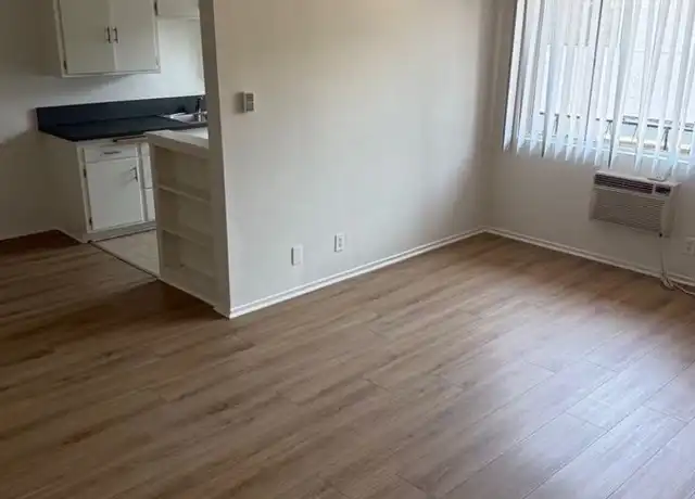 Property at 10020 Palms Blvd Unit 7, Los Angeles, CA, 90034, 1 bed, 1 bath, [object Object]