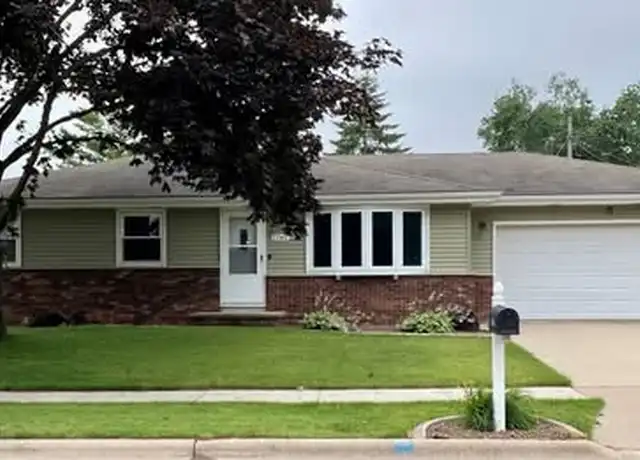 Property at 1285 Green Acres Ln Unit N/A, Neenah, WI, 54956, 3 beds, 1.5 baths, [object Object]