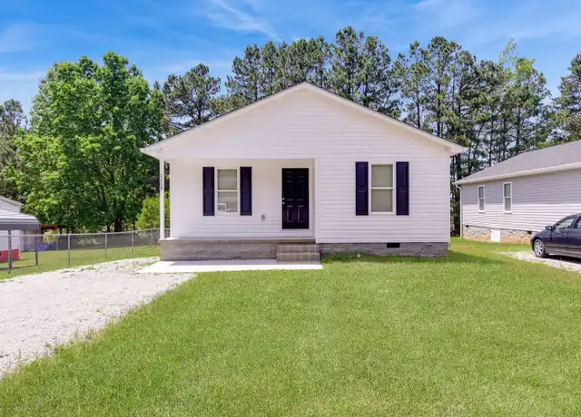 Property at 111B Center St, La Crosse, VA, 23950, 3 beds, 2 baths, [object Object]