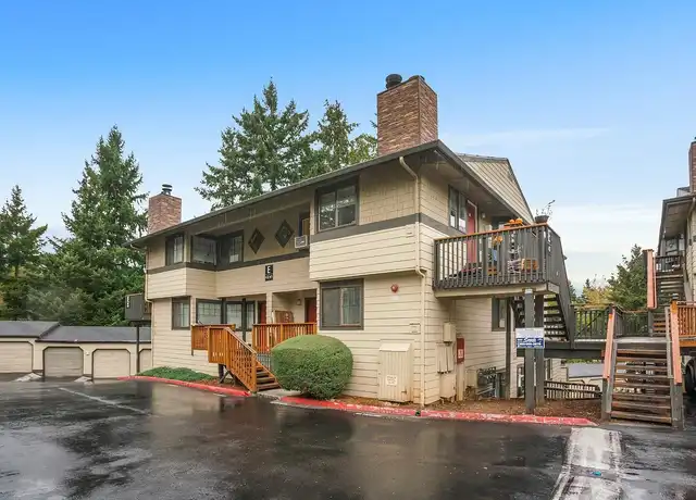 Property at The Rosewood Apartments - 6208 NE 17th Ave, Vancouver, WA, 98665, 2 beds, 2 baths, [object Object]