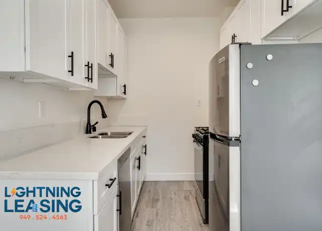 Property at 7733 Oakwood Ave Unit 7D, Los Angeles, CA, 90036, 2 beds, 1 bath, [object Object]